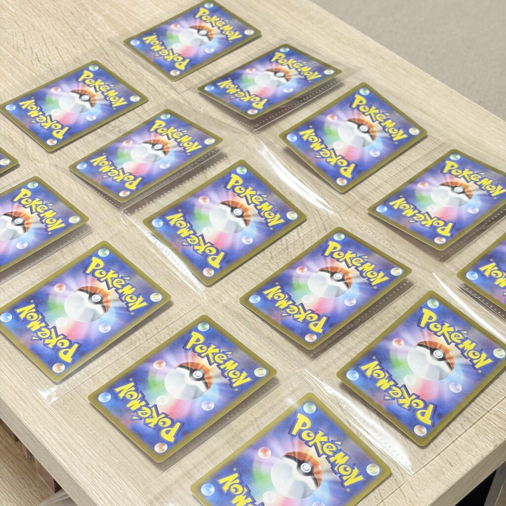 広げてカードが一覧できるカードファイル